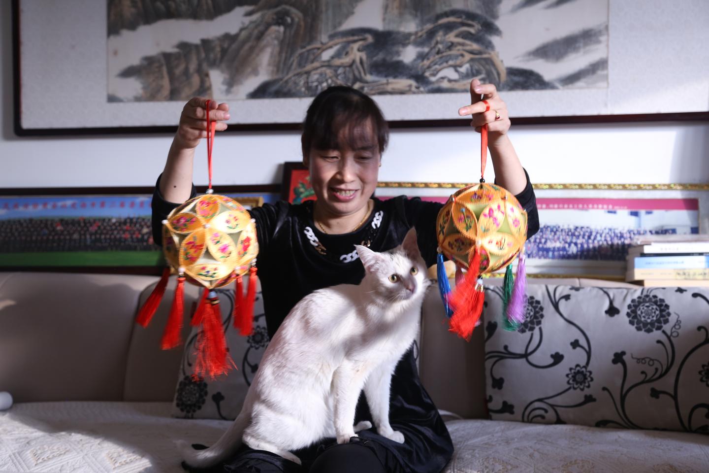 手艺人指尖“绣”出大世界 通渭非遗“活”起来