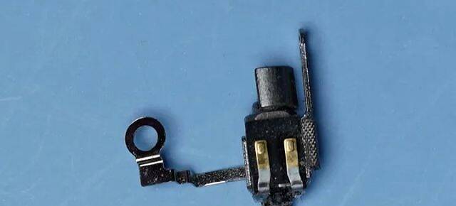 退休的iPhone不要扔!从「割肾」到「上墙」,见证苹果的10年变迁