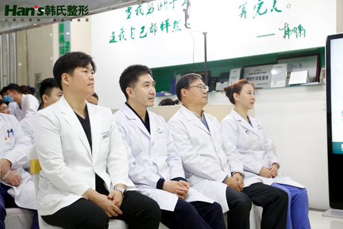 韩啸、亓发芝合作韩啸棉花糖丰胸&人工韧带乳房提升术技术升级发布会圆满成功