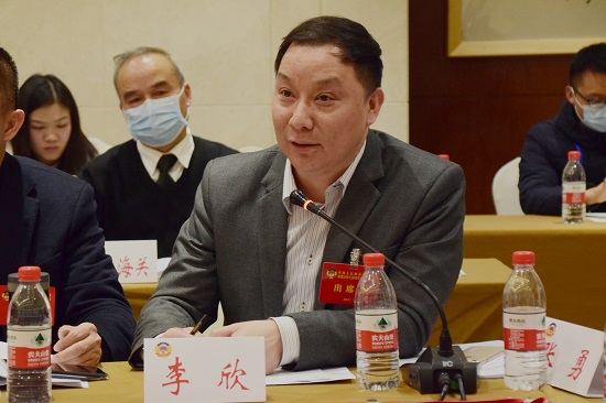 政协委员李欣发言来自上海创图网络科技股份有限公司,上海市常德商会