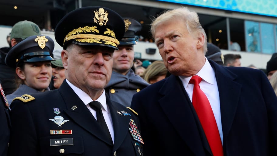 2018-12-08T205633Z_1142836144_RC121A0F4320_RTRMADP_3_USA-TRUMP-MILITARY_ie5o5r.jpg