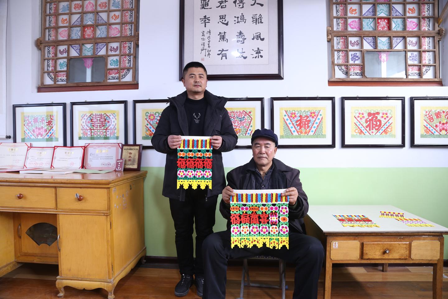 手艺人指尖“绣”出大世界 通渭非遗“活”起来