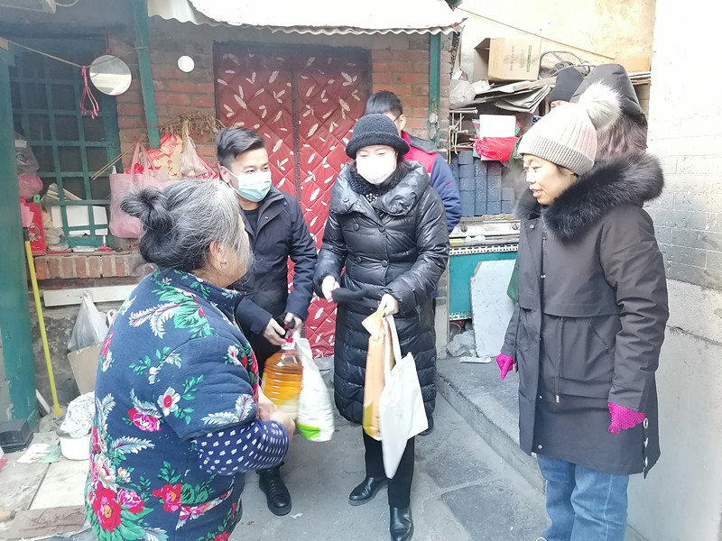 寒流很冻人，他们真暖心——历下区新联会网络人士分会、泉城路分会开展暖冬慰问活动