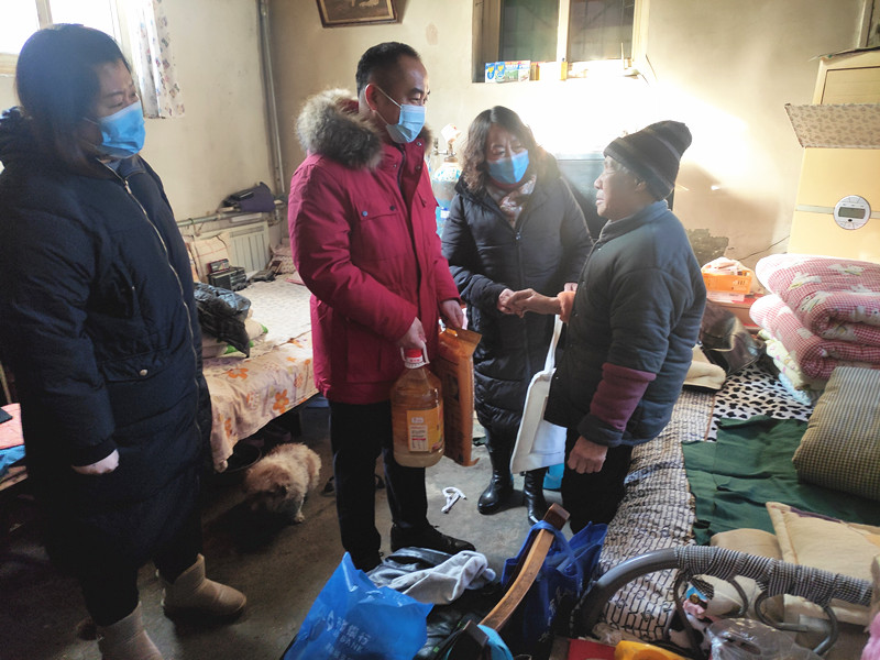 寒流很冻人，他们真暖心——历下区新联会网络人士分会、泉城路分会开展暖冬慰问活动