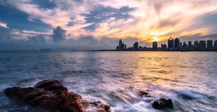 市南区重铸辉煌 加快建设现代化国际大都市核心区