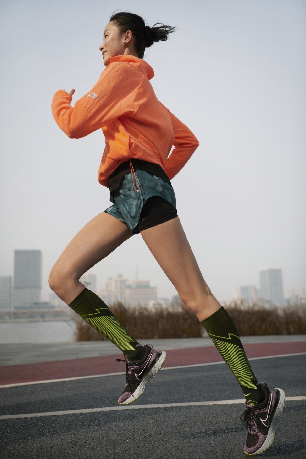 雎晓雯跑步故事:内外兼修——run fearless 想让我屈膝,可没那么容易