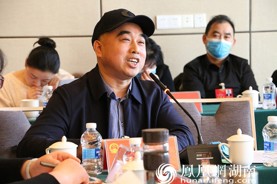 吴光清代表发言