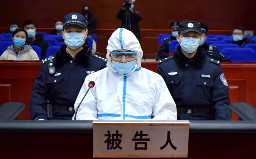 被控受贿2258万余元安徽萧县县委原书记王共伟在蚌埠受审