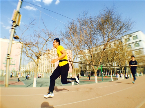 “更高、更快、更强”的奥林匹克精神培养