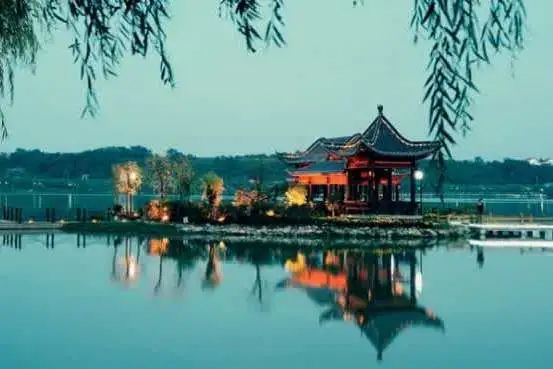 湖北这个世界长寿之乡，位于神秘北纬31°，典藏众多山水美景，少有人知，但知道的人都想去养老！