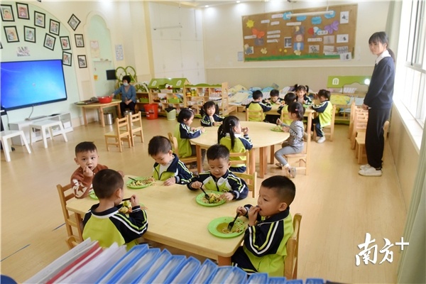 ��������ջ����׶�԰��
���������ݾ��ɹ�����һ���
����������԰�ѡ���԰�����⡣
�ϱ��ձ����� ��ά�� ��