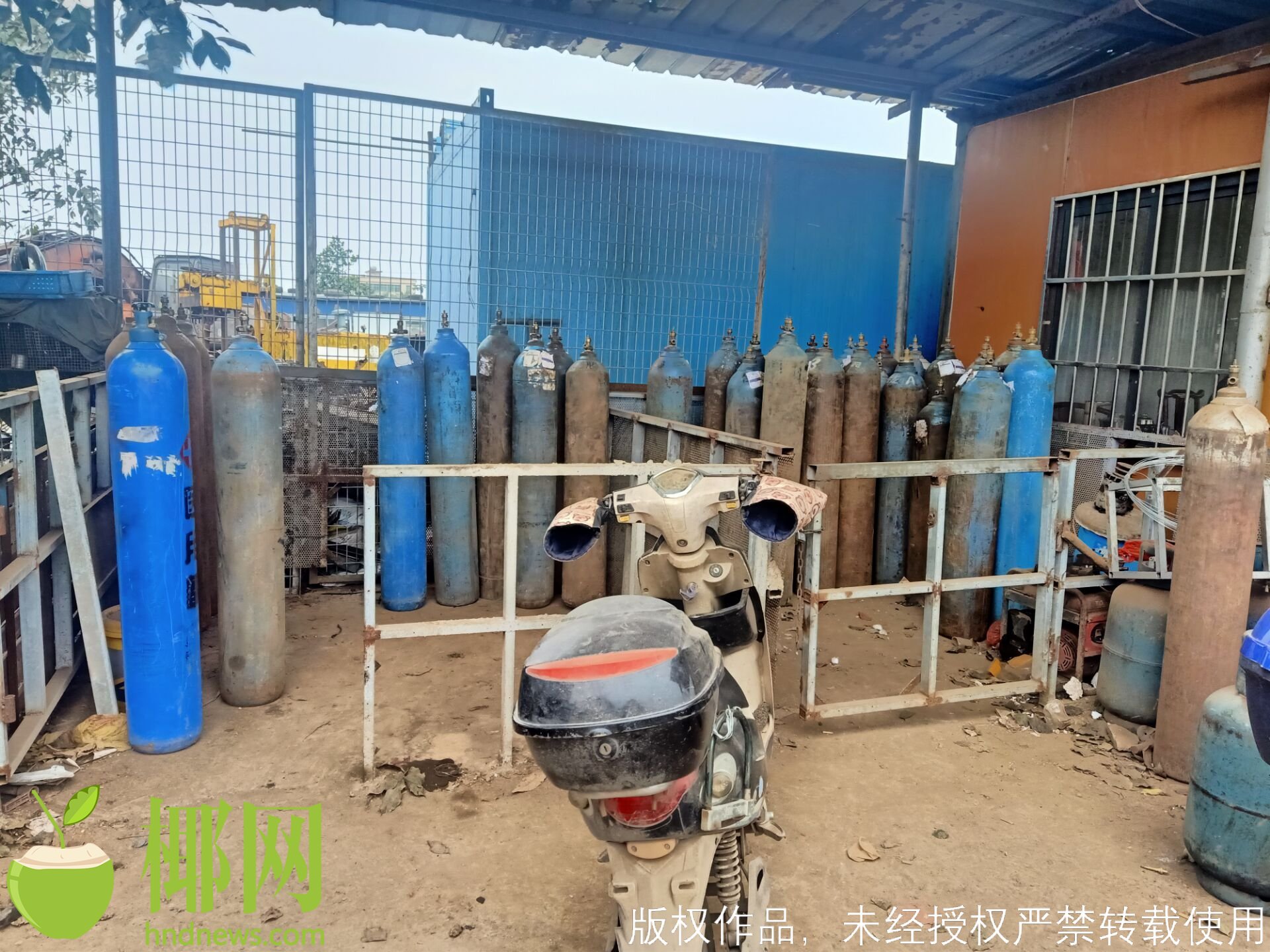 氧气瓶排行_印度黑市氧气瓶卖出天价,暴涨十几倍!50升氧气卖8500元(2)