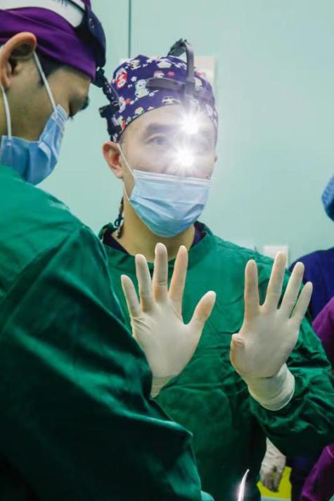 上海韩啸医疗美容韩啸棉花糖第三十九次丰胸手术公开直播