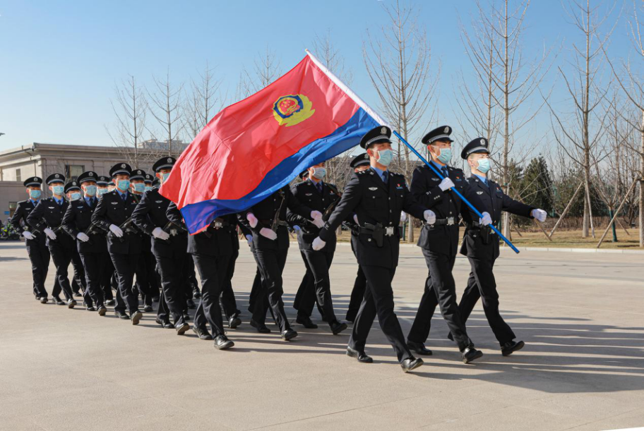 山西省公安厅庆祝首个“中国人民警察节”宣誓仪式仪仗队