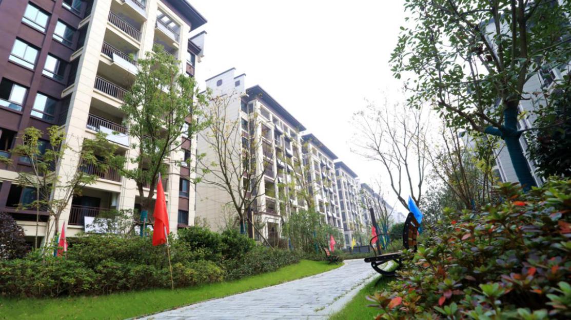 文一地产集团凤阳文一云水湾二期如期交付