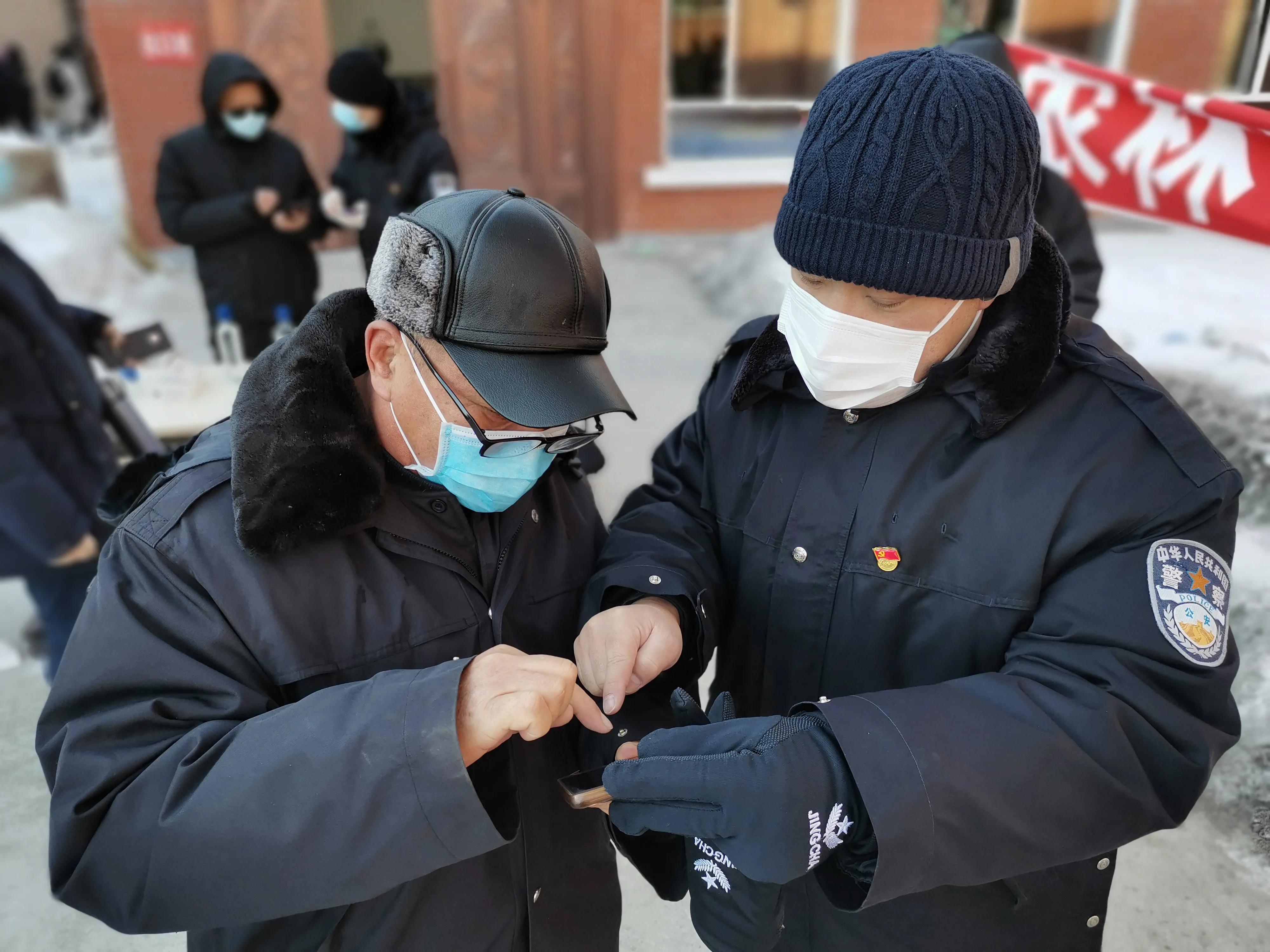 始终冲在战"疫"一线的刑警——贾栋