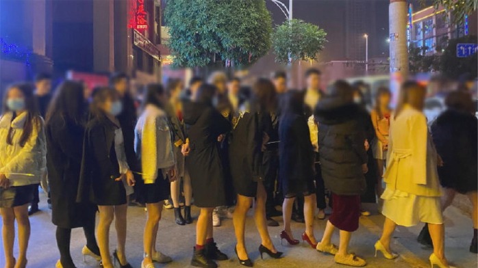 广西防城港警方打响新年“扫黄”第一战！两天抓获85名嫌疑人