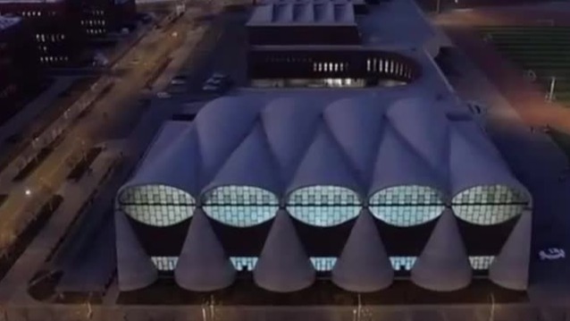 天津大学新校区综合体育馆内部设计，室内与室外一体的“运动综合体”