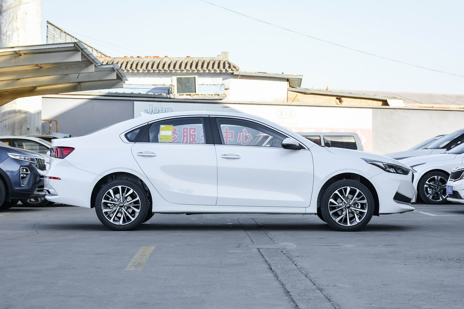 东风悦达起亚K3 EV新车型上市 售17.68-18.68万 - 汽车纵横网