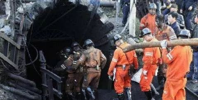 山东22名矿工被埋井下，一张求救纸条让人泪奔……