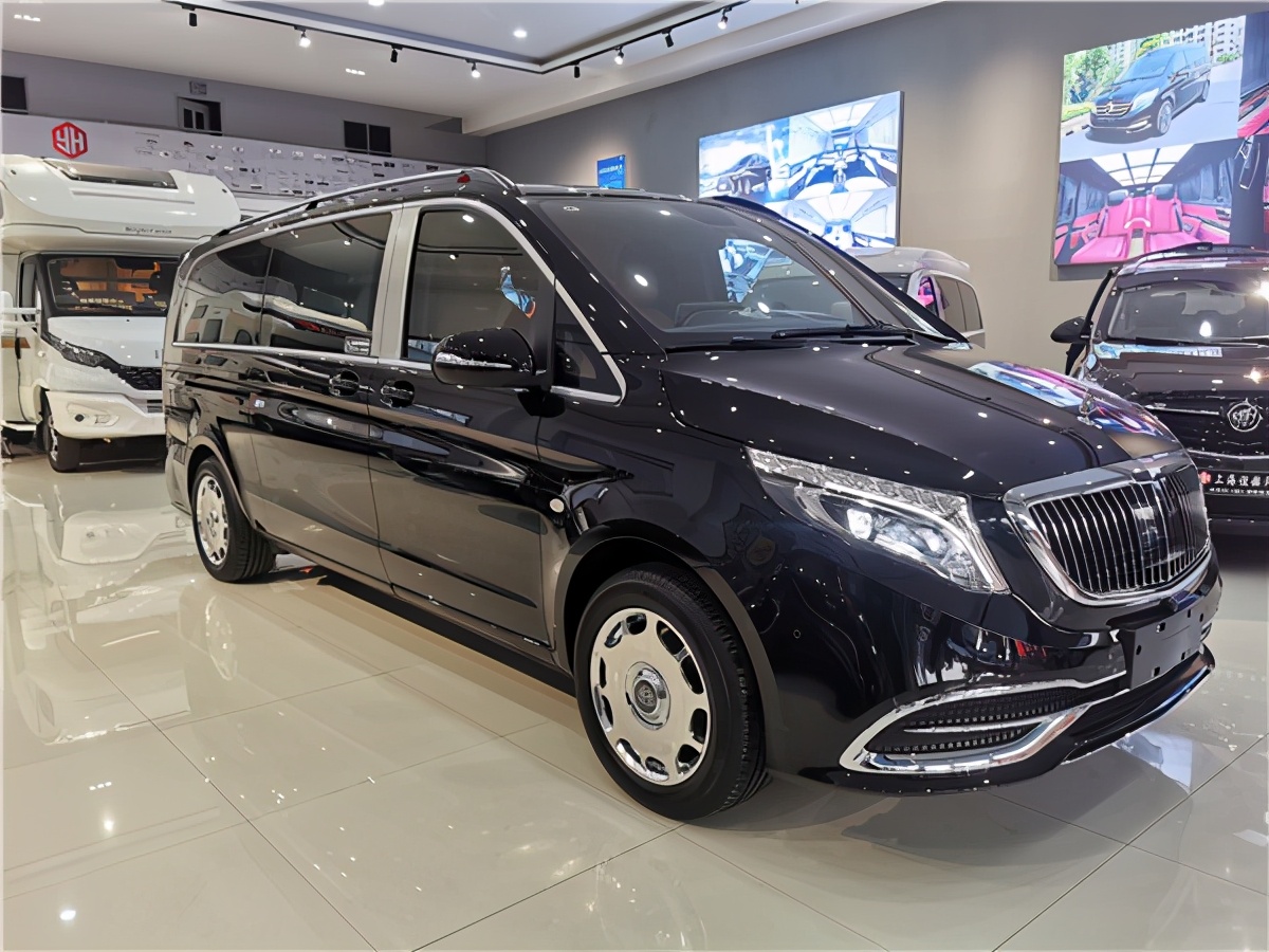 新款奔驰威霆平顶双开门定制版,上海展厅现车实拍