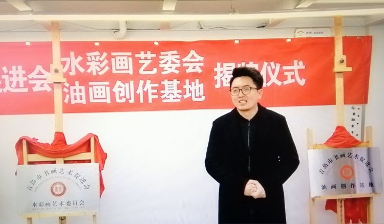 刘军父亲代表家人感谢促进会以及老师朋友的大力帮助！谢谢大家！