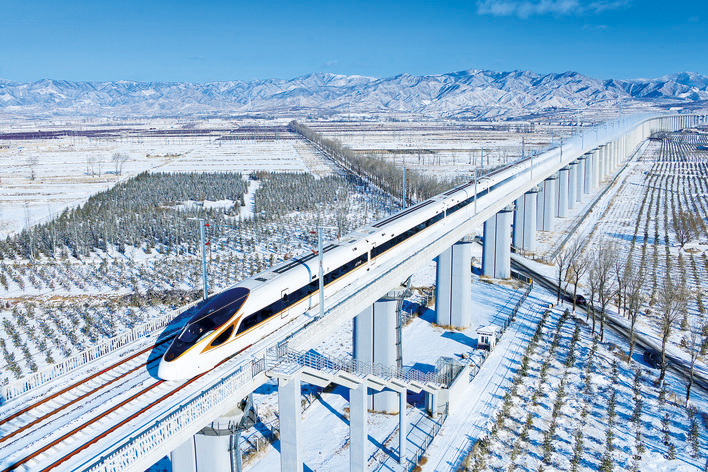 京哈高铁全线贯通中车长客复兴号高寒动车组担当主力车型