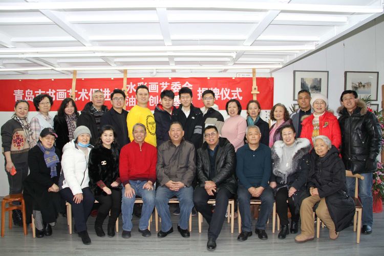 谢谢大家关注欣赏！祝大家新年快乐万事顺意！阖家幸福安康！