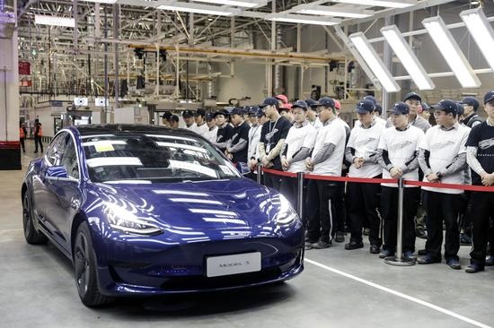 马斯克:特斯拉上海工厂每周生产超过 5000 辆 Model 3