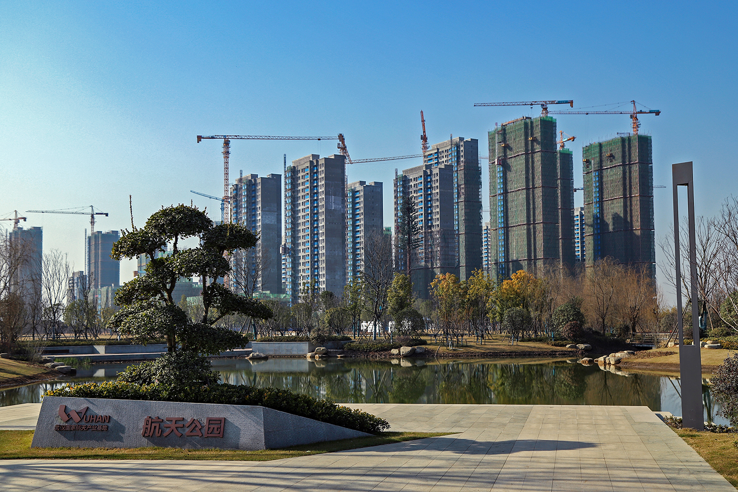 新洲区高质量写就十三五答卷一港三城蓄势腾飞经济社会跨越发展
