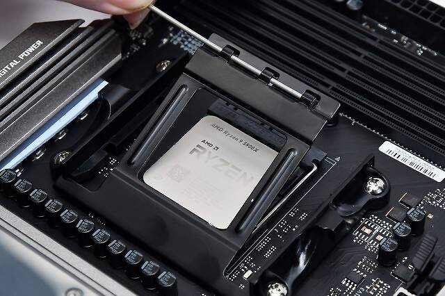 丐帮旗舰主板评测 铭瑄iCraft B550M WiFi