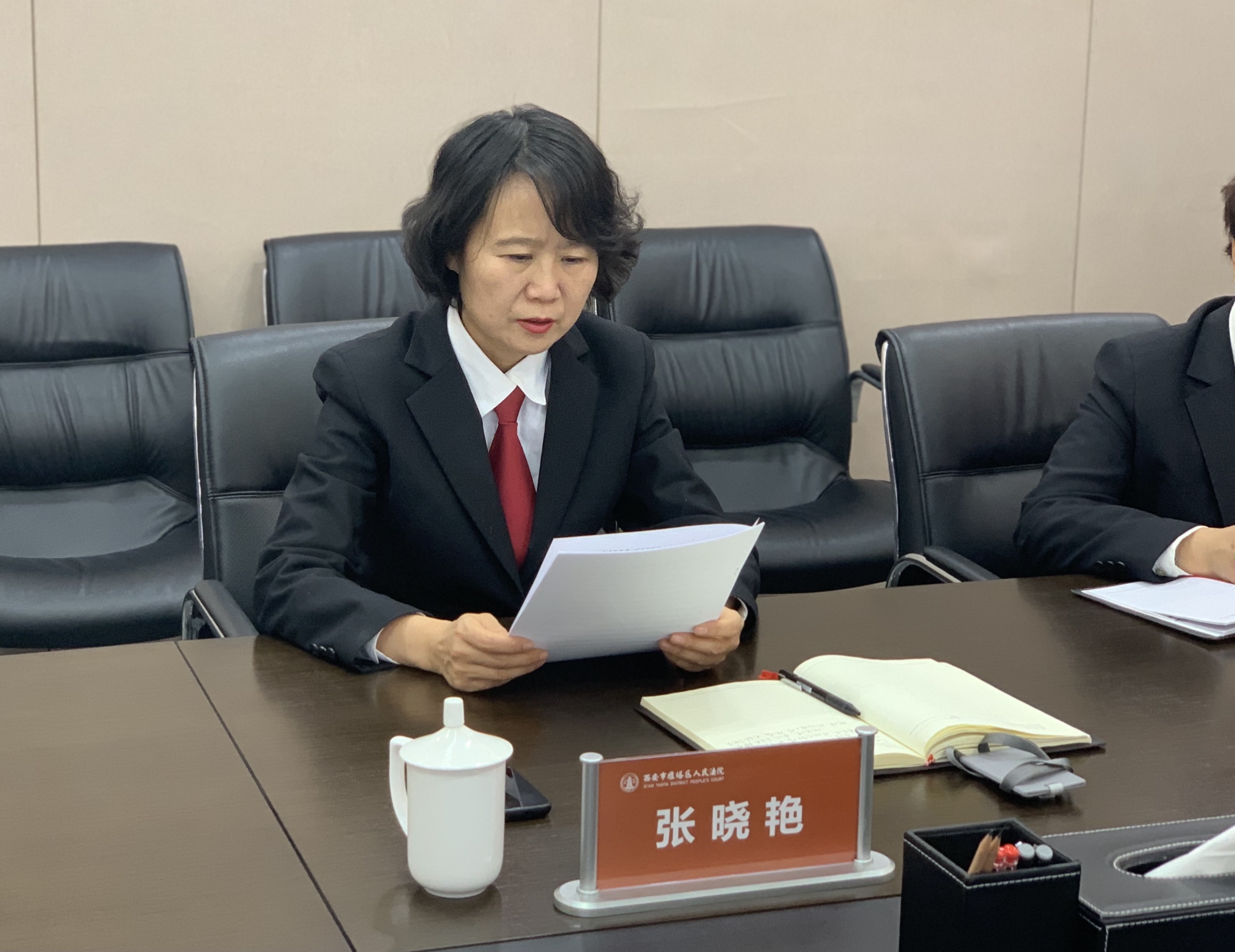 "创建贯彻落实《人民陪审员法》示范单位"工作评查凤凰网陕西_凤凰网