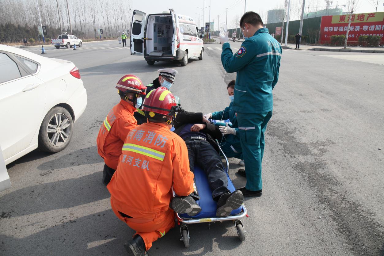 北京附近500米道路救援电话，(2023已更新)附近24小时汽车救援_搜狐汽车_搜狐网