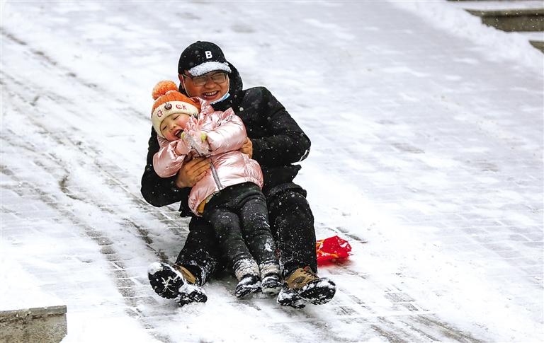 兰州日报社全媒体记者 马军 摄
