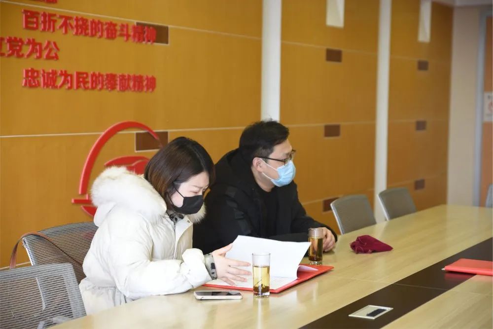 嘉兴爱尔眼科医院,嘉兴近视防控,人体工程学习桌,嘉兴伊橙贸易