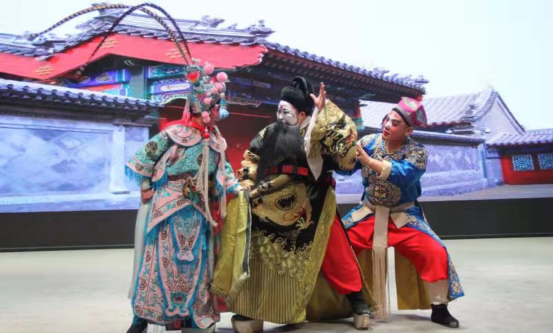 弘扬中华优秀传统文化 中牟县豫剧团新剧目在人民文化馆彩排