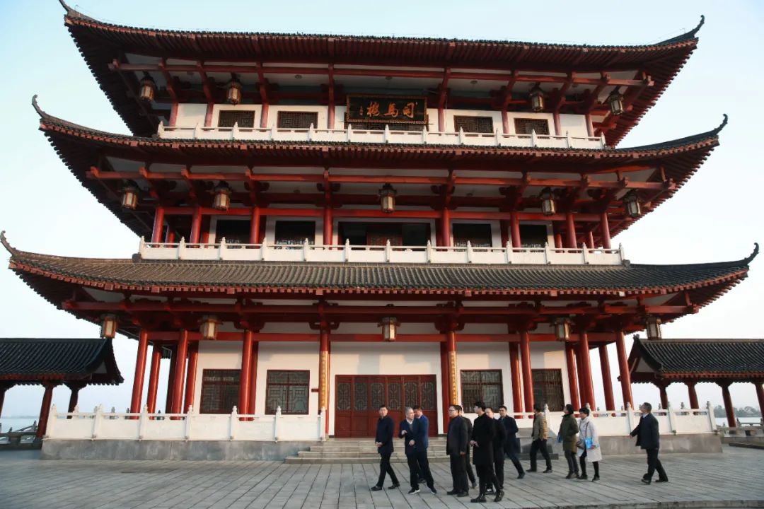 省委宣传部文资委主任刘尤碧调研柳叶湖文旅产业