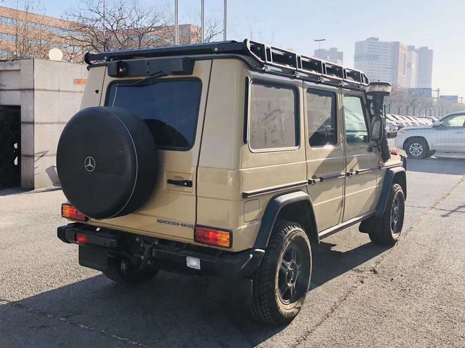 军用版奔驰g300将实用的理念延续到底