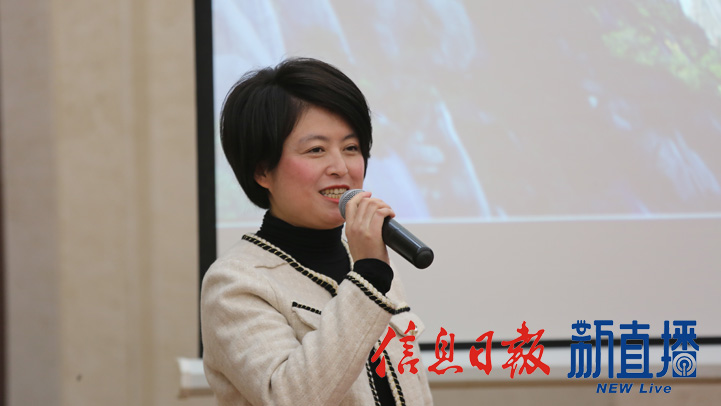 上饶灵山风景名胜区党工委副书记郑乘丽（文颖 摄）