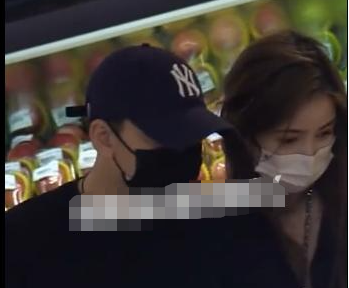 陈翔疑似为女友庆生（图）