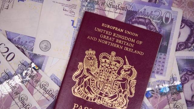 英处心积虑定制bno护照被卡，多少香港人愿当二等英国“公民”？凤凰网 4907