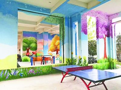 丰泽园小区架空层。记者蔡欣星 摄