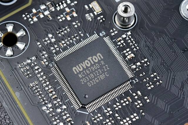 丐帮旗舰主板评测 铭瑄iCraft B550M WiFi