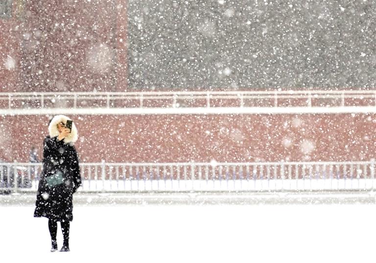 雪中自拍 兰州日报社全媒体记者 甘霖 摄