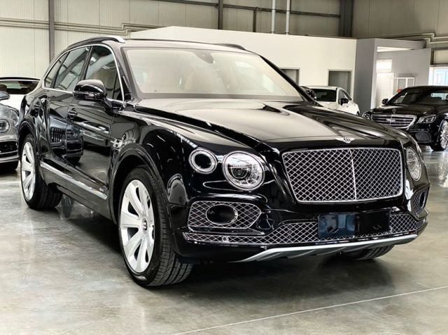 宾利添越越野车油电混合更环保国六特价