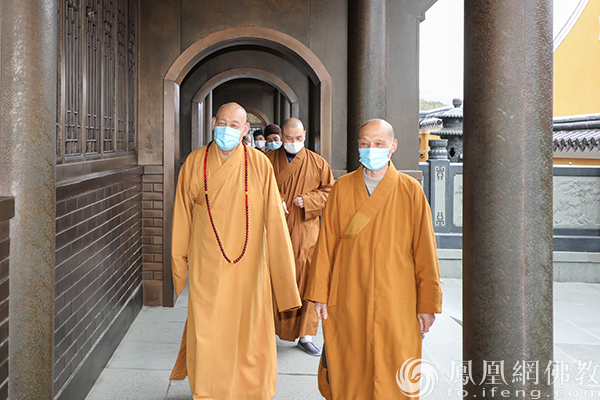 道慈大和尚一行赴普陀山全山各寺院檢查疫情防控及安全工作