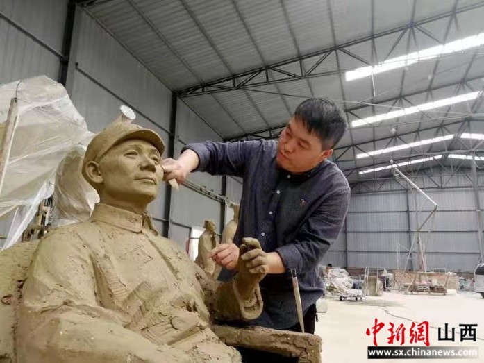 李海金 摄