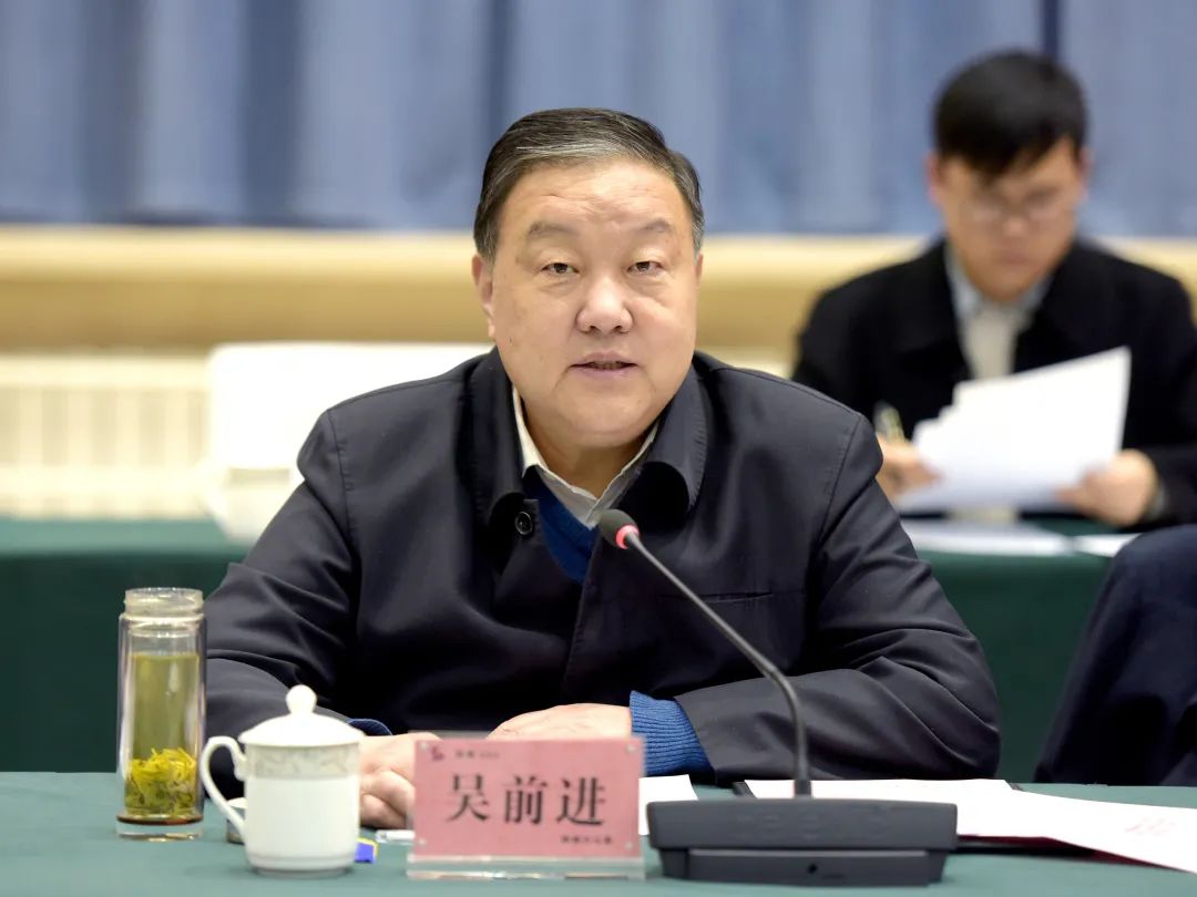 陕西省慈善协会、省人社厅向陕建集团捐赠关爱农民工款物102.6万元