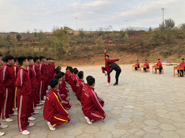 鹅坡武校：总教练领航定向  武教处破浪前行