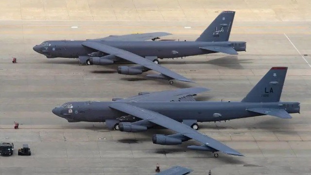 剑指南海？美军再度向关岛基地增驻轰炸机